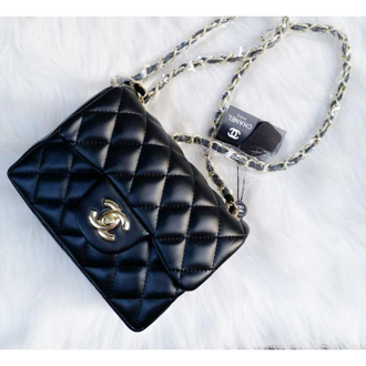 Hình ảnh củaTúi Xách Chanel Mini Super Hột Khóa Vàng- Da Mềm Mịn